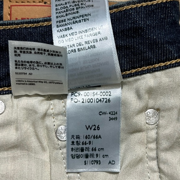 Levi's A-Line Shorts Size 26 Dark Wash - Picture 6 of 9